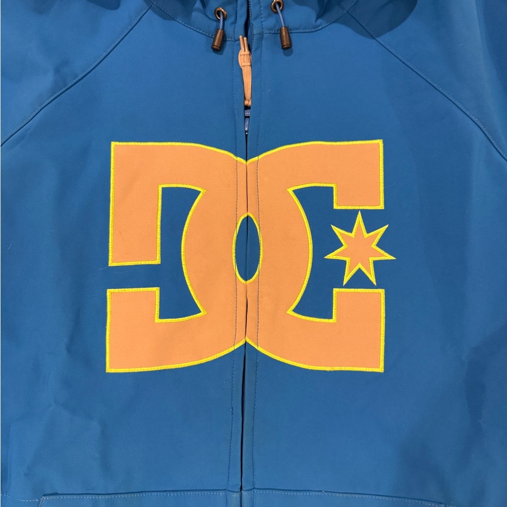 DC Blue Softshell Ski/Snowboard Jacket - Picture 2 of 16